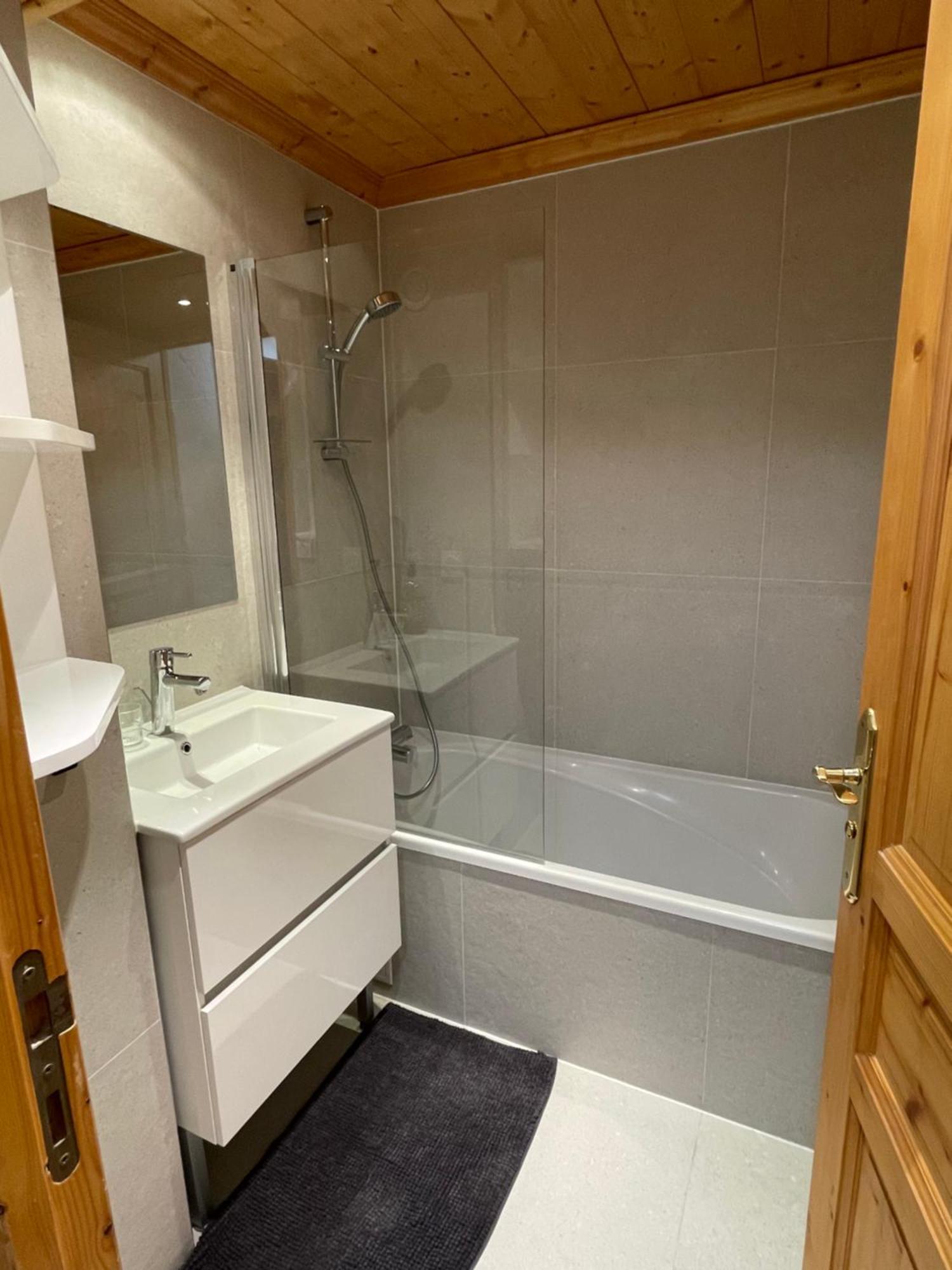 Meribel Centre La Chaudanne, Real Ski In And Out, 3 Bedrooms 2 Bathrooms Newly Renovated, Chalet L'Eperviere Εξωτερικό φωτογραφία